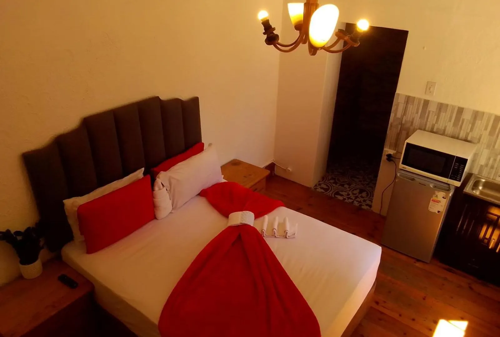 Appartamento Neo & Ruks Guest Houses Boston Belleville Ottery