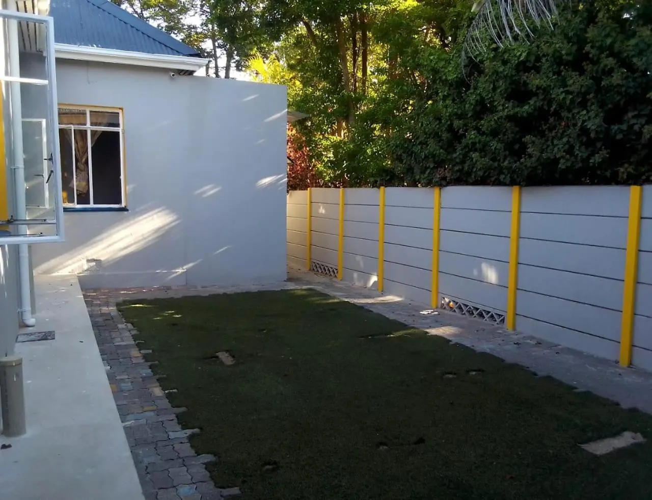 Neo & Ruks Guest Houses Boston Belleville Ottery